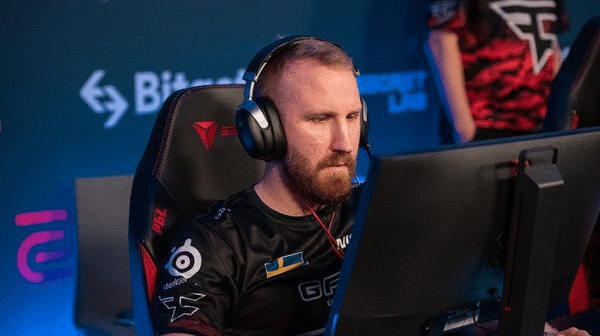 Three Best Ninja Defuses in Pro CS:GO Matches