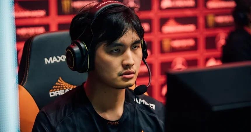 Prominent Dota 2 Player iceiceice parts ways with Bleed Esports