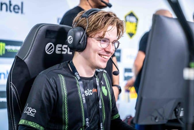 Who is skiter? Dota 2 Player Profile